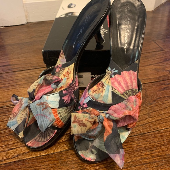 Beverly Feldman Shoes - Beverly Feldman Panache Fan Mule, size 9
